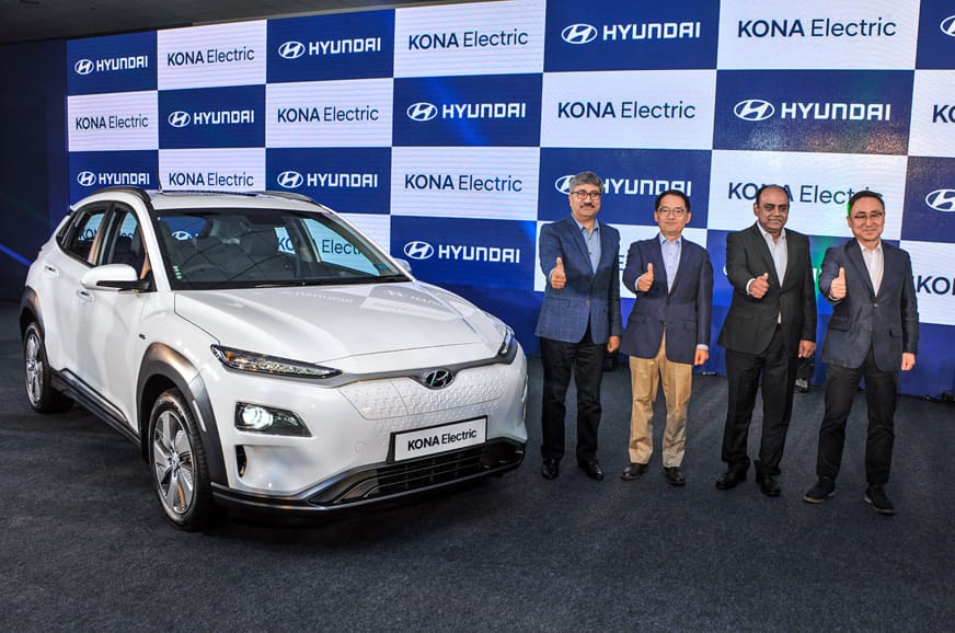 India-spec Hyundai Kona Electric (2019–2024), OEM press front three-quarter