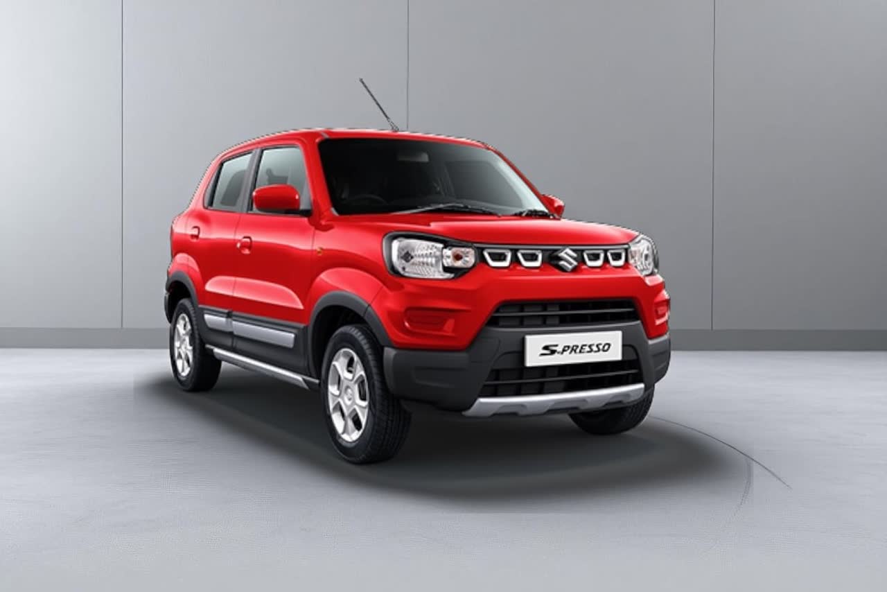 Current India-spec Maruti Suzuki S-Presso, Solid Fire Red, front three-quarter studio