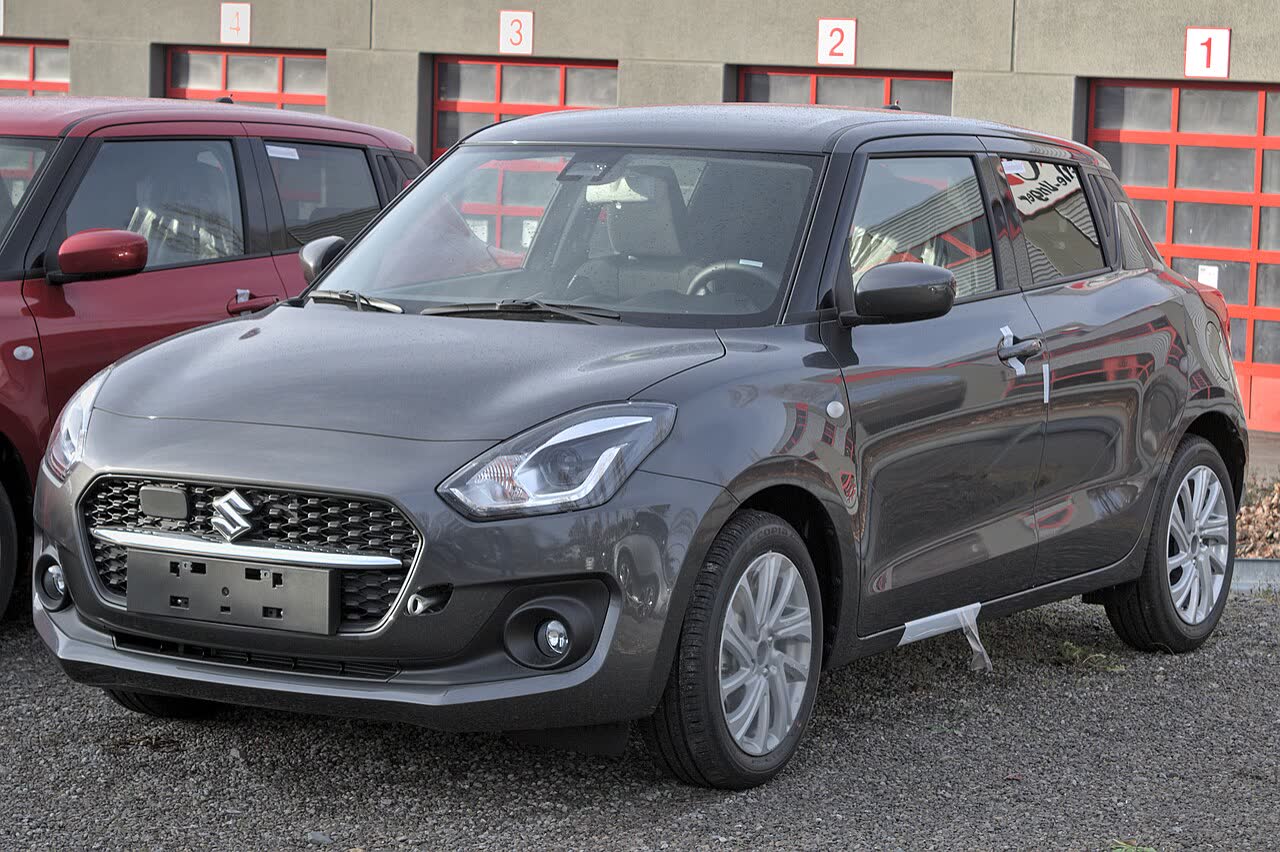 2020 Suzuki Swift third-generation facelift, front three-quarter