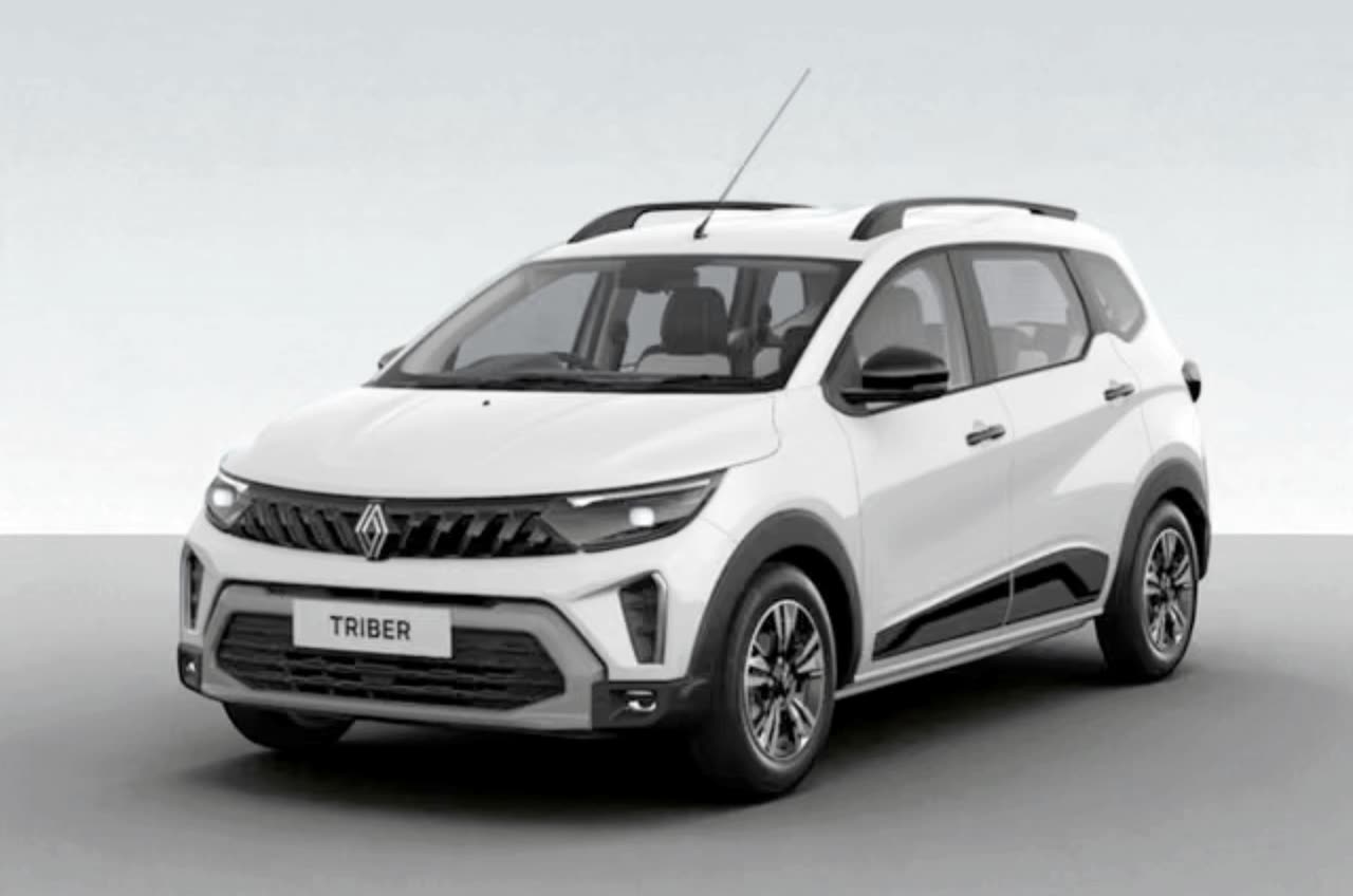 Current India-spec Renault Triber facelift in Ice Cool White, front three-quarter studio