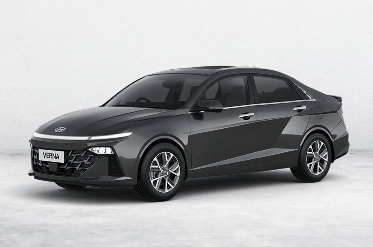 Original 2023 India-spec Hyundai Verna (BN7), Titan Grey, front three-quarter studio, Horizon LED bar