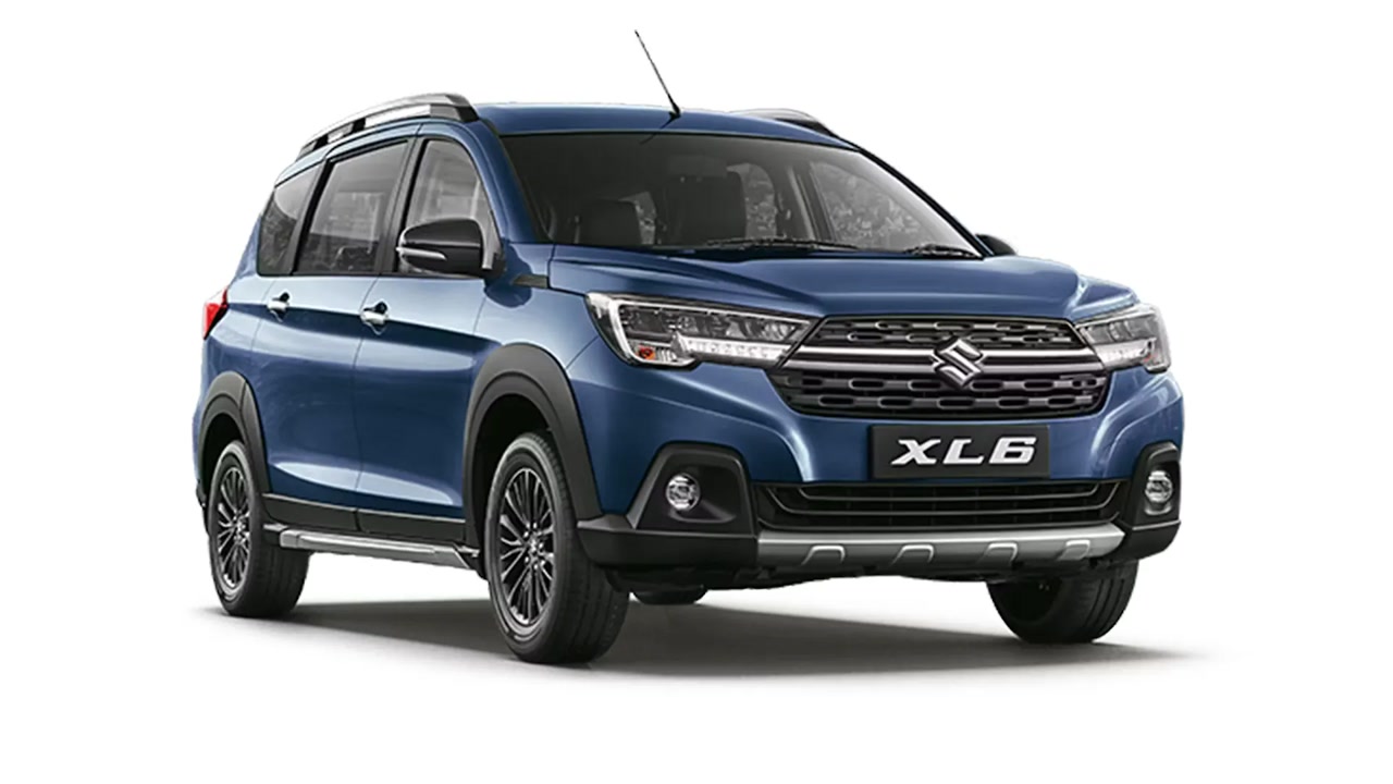 Original India-spec Maruti Suzuki XL6 (2019–2022), Nexa Blue, OEM colour-studio front three-quarter
